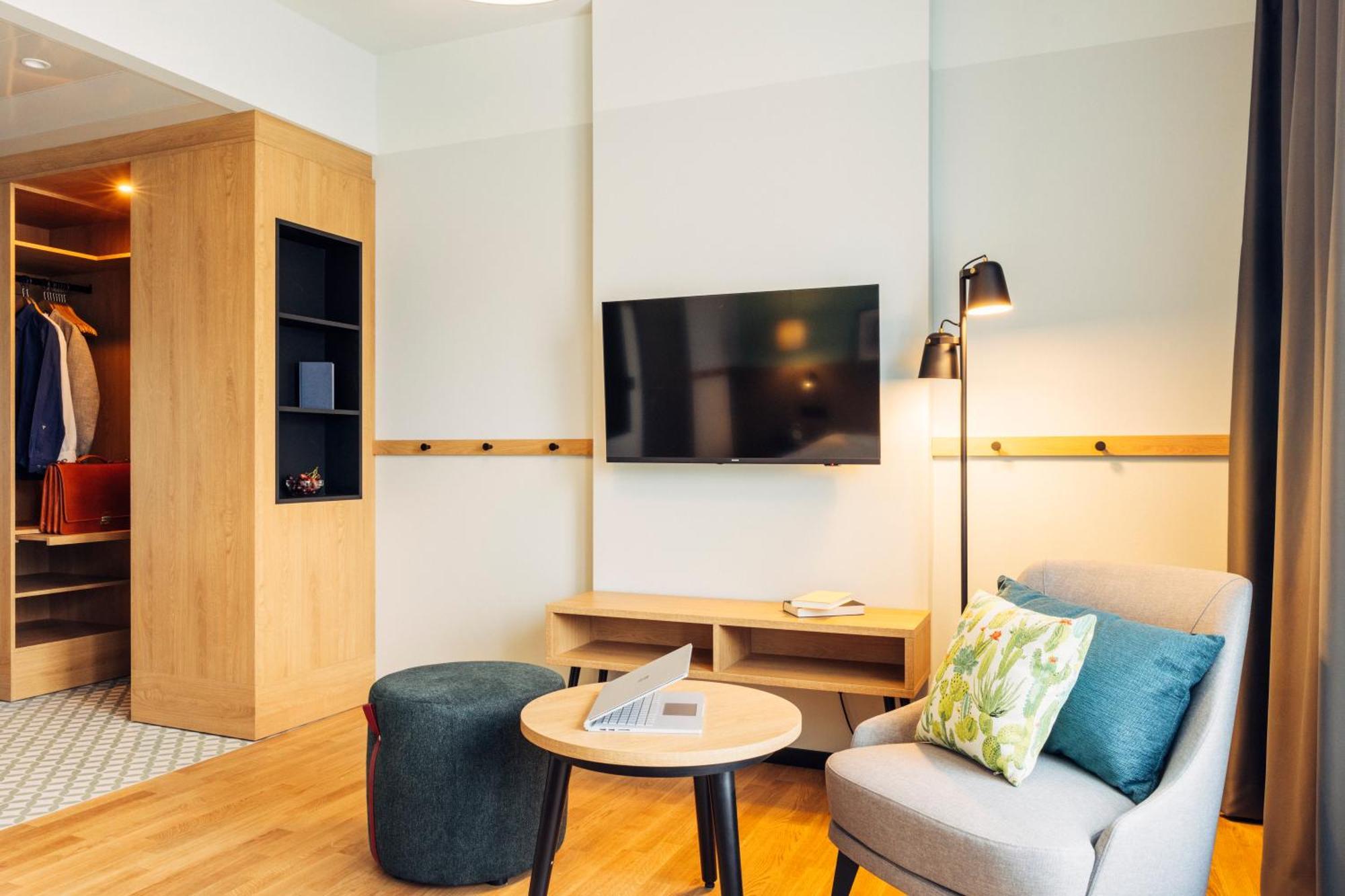 Harry'S Home Villach Hotel & Apartments Екстер'єр фото